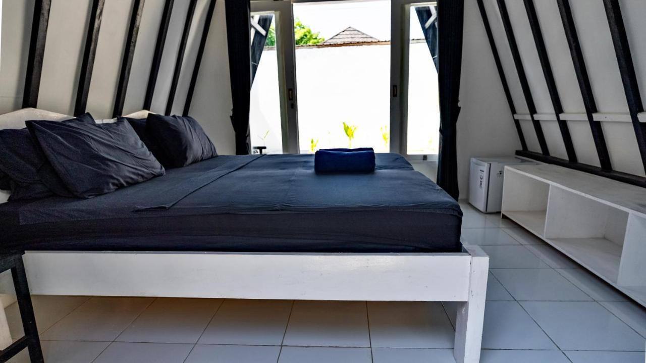 Sanctum Dive Bungalows With Private Pool Gili Trawangan Dış mekan fotoğraf