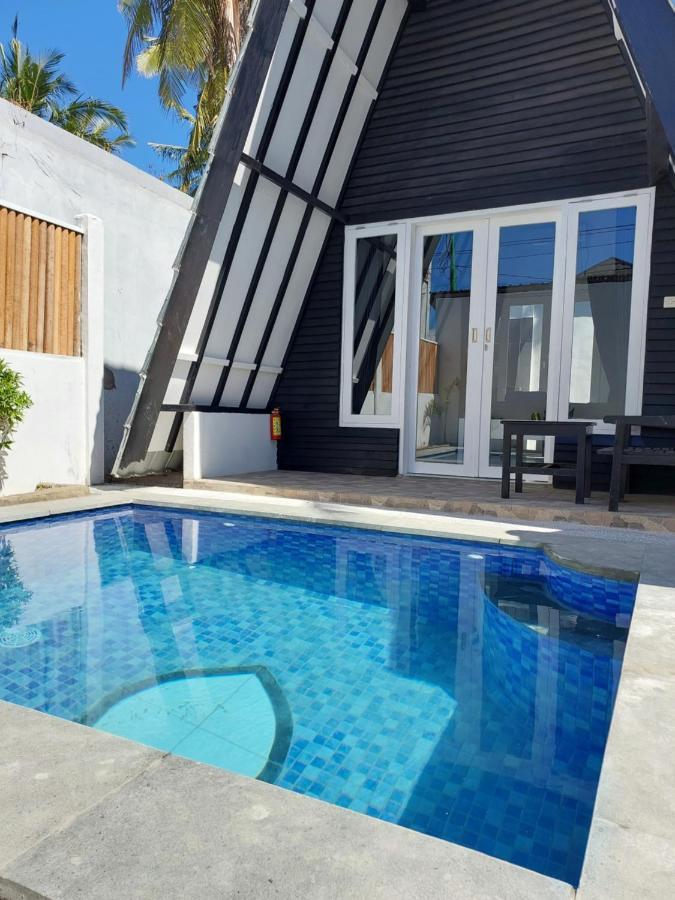 Sanctum Dive Bungalows With Private Pool Gili Trawangan Dış mekan fotoğraf